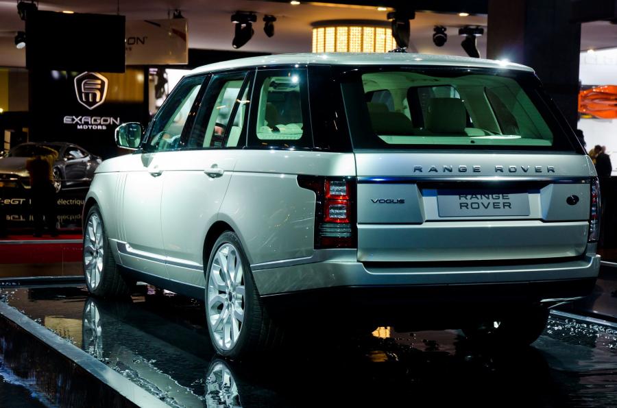  Land Rover Range Rover 2013 года  (фото 17 из 230)